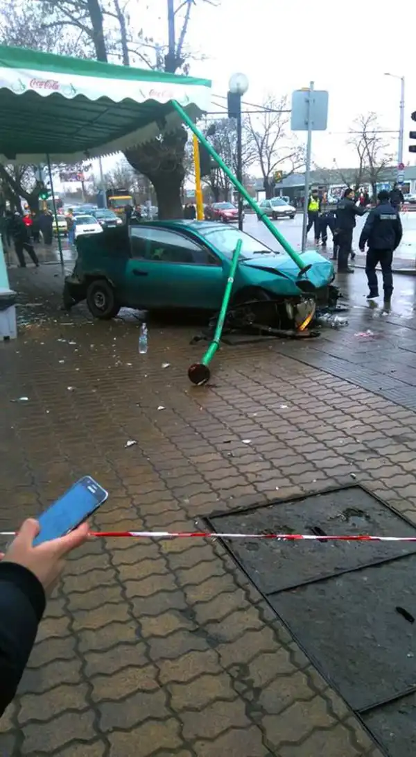 Women Jump For Their Lives As Speeding Car Comes Towards Them In A Restaurant.( see graphic Photos)
